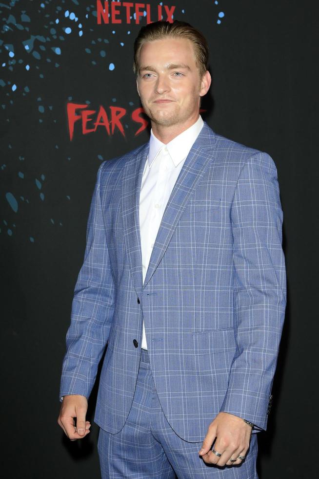 los angeles, 28. juni - mccabe sly bei der netflix s fear street triology premiere im la state historical park am 28. juni 2021 in los angeles, ca foto