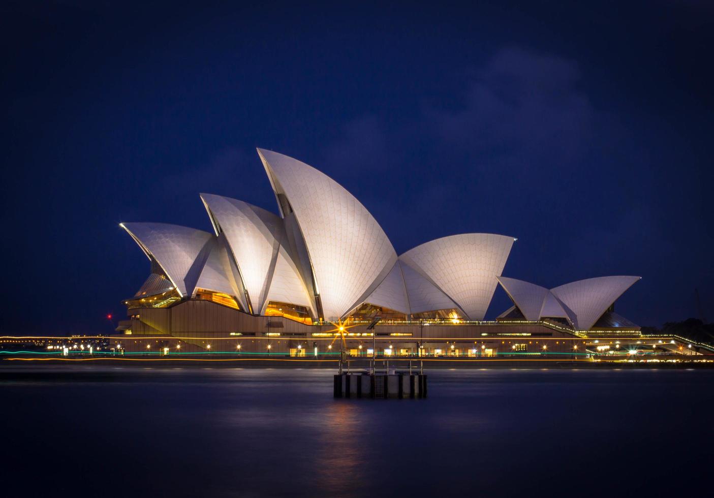 Sydney, Australien, 2020 - Sydney Opera House in der Nacht foto