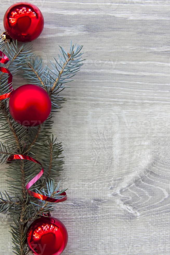 frohes neues Jahr und frohe Weihnachten. Weihnachtshintergrund mit Weihnachtsschmuck. Weihnachtskarte. Platz für Neujahrswünsche. Weihnachtshintergrund. foto