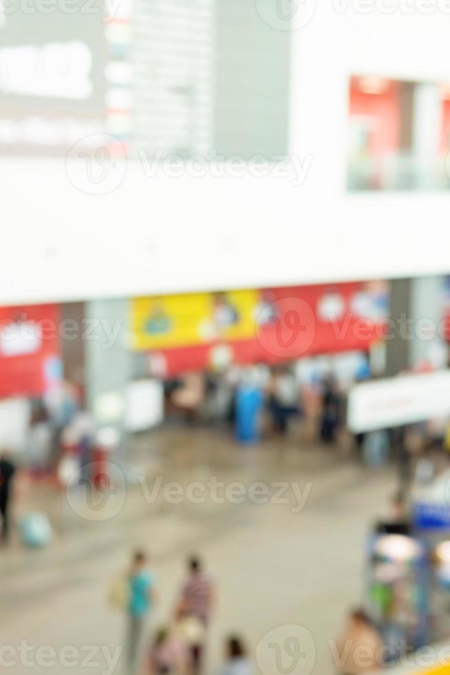 Hintergrund der Flughafenhalle unscharf foto