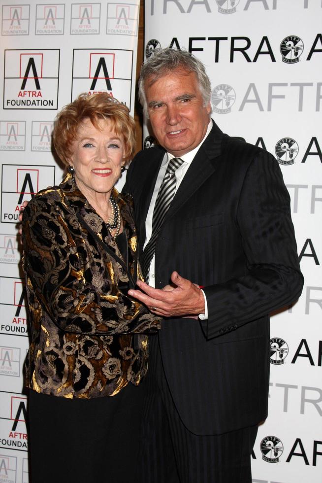 jeanne cooper john mccook bei der aftra media and entertainment excellence awards amees im biltmore hotel in los angeles, ca. am 9. märz 2009 foto