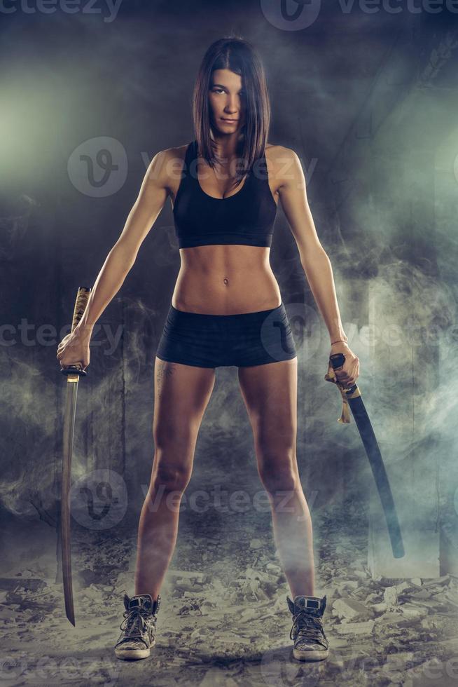 Rache von Frau mit Schwert foto