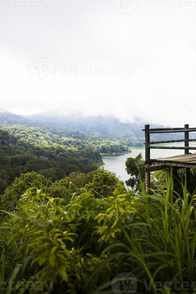 Lake Buyan auf der Insel Bali in Indonesien foto