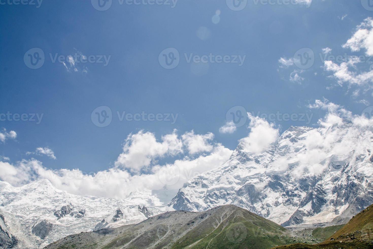 Märchenwiesen Nanga Parbat schöne Landschaft Blick auf die Berge foto