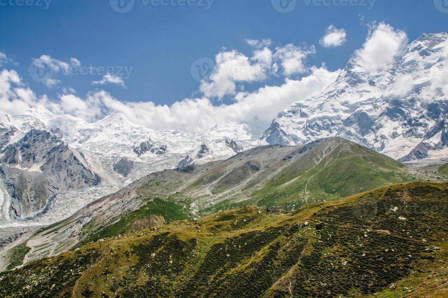 Märchenwiesen Nanga Parbat schöne Landschaft Blick auf die Berge foto