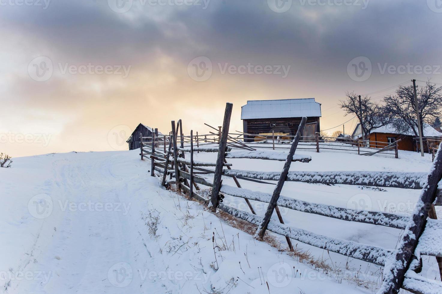 Winterlandschaft in den Bergen foto