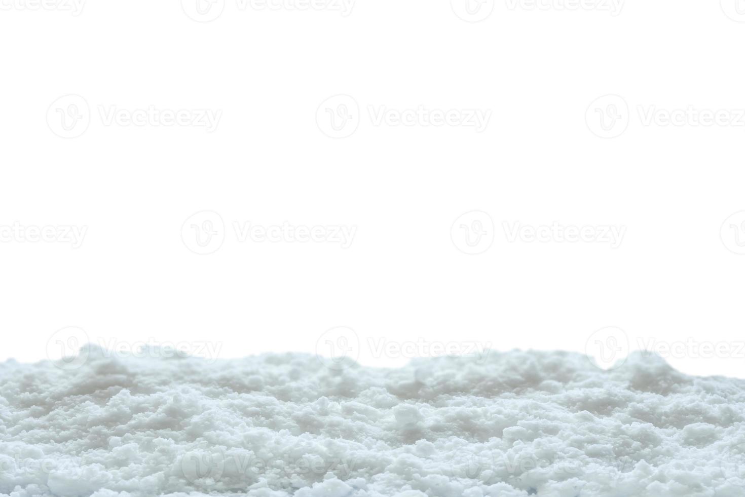 Schnee isoliert auf weißem Hintergrund hautnah foto