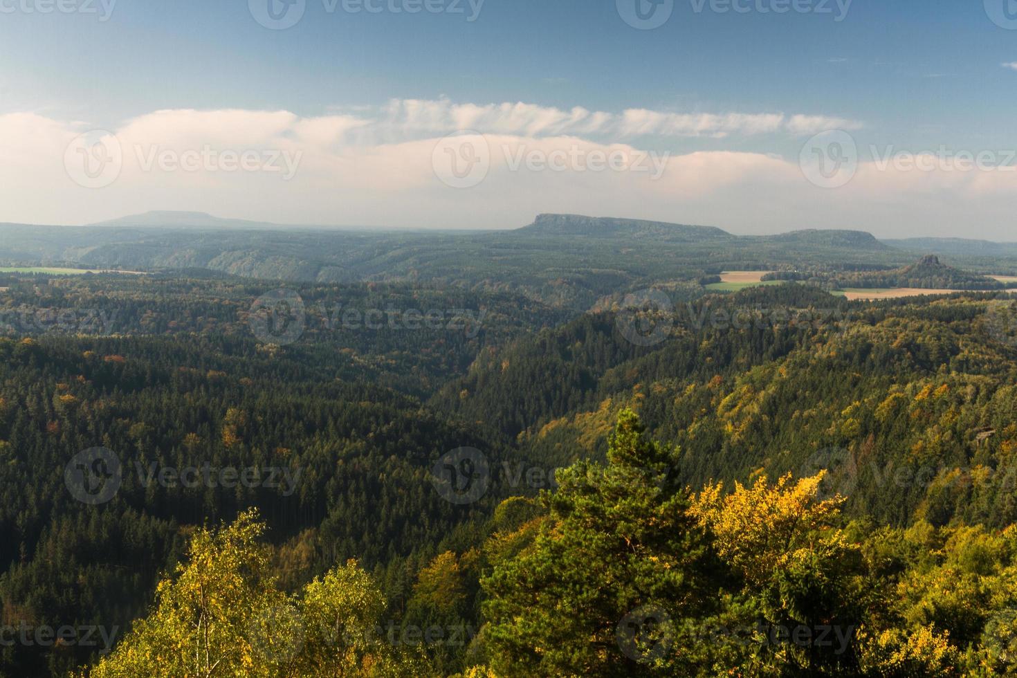 Herbstlandschaften in Prebischtor, Böhmen foto