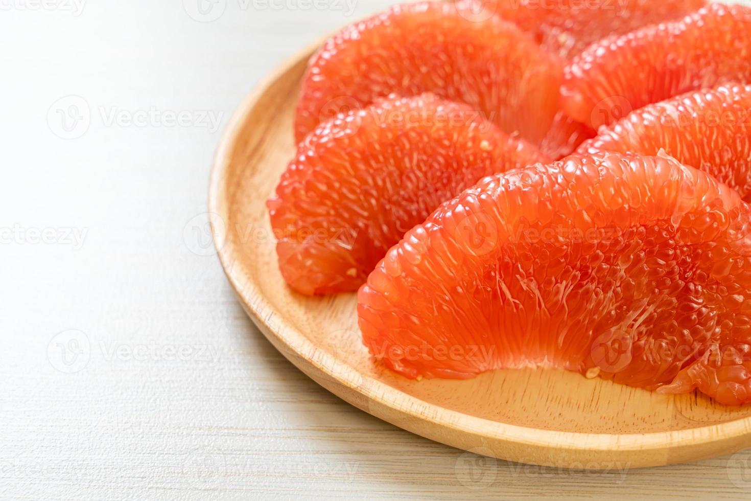 frische rote Pampelmuse oder Grapefruit foto