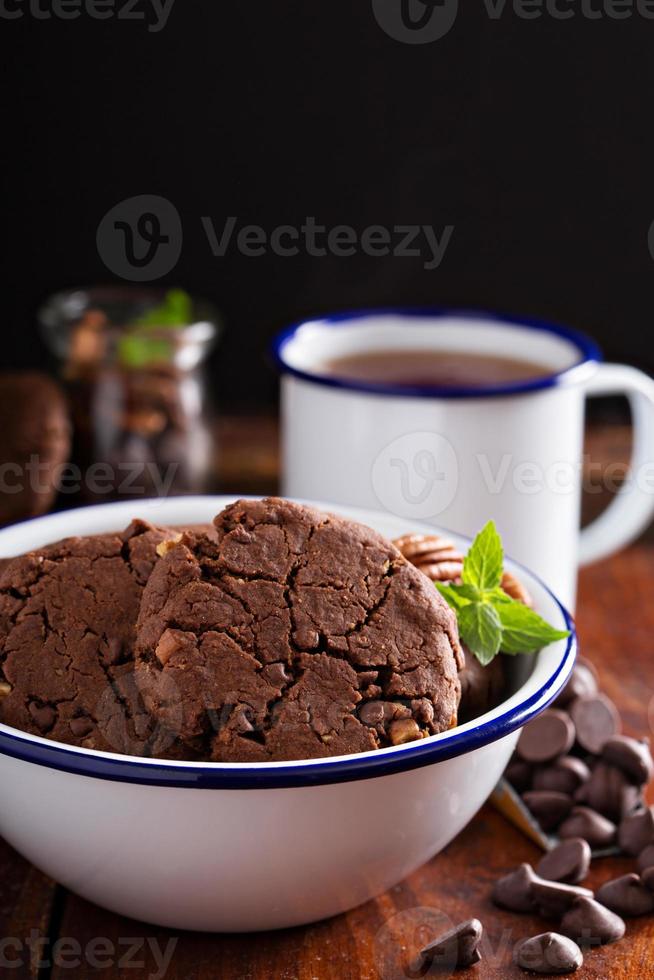 vegane Schokoladen-Pekannuss-Kekse foto