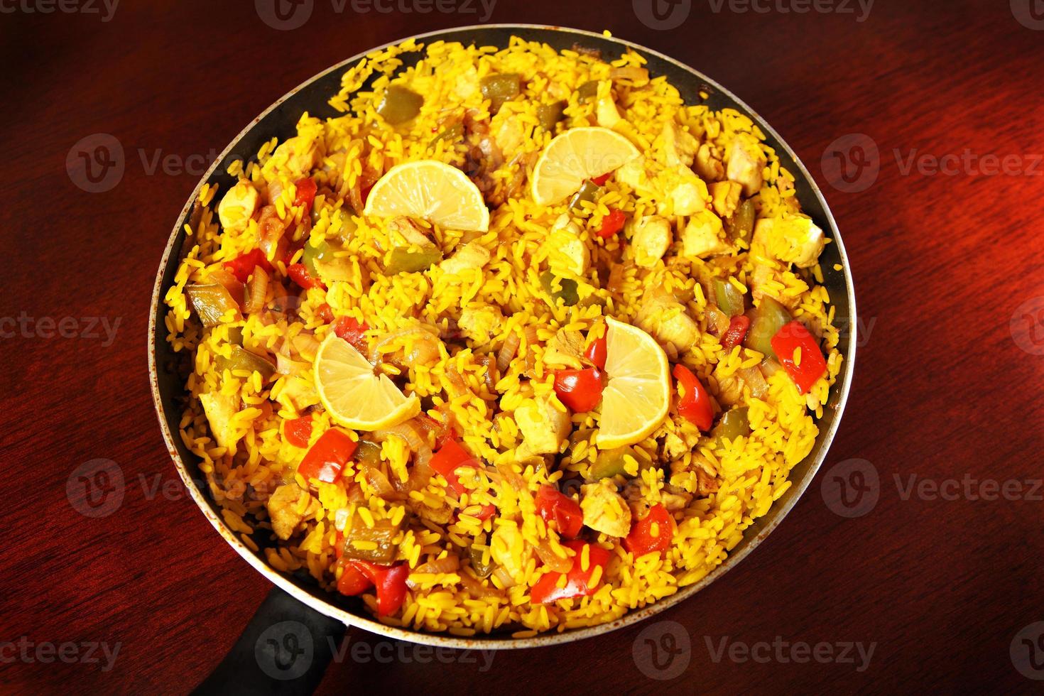 spanisches Paella-Gericht foto