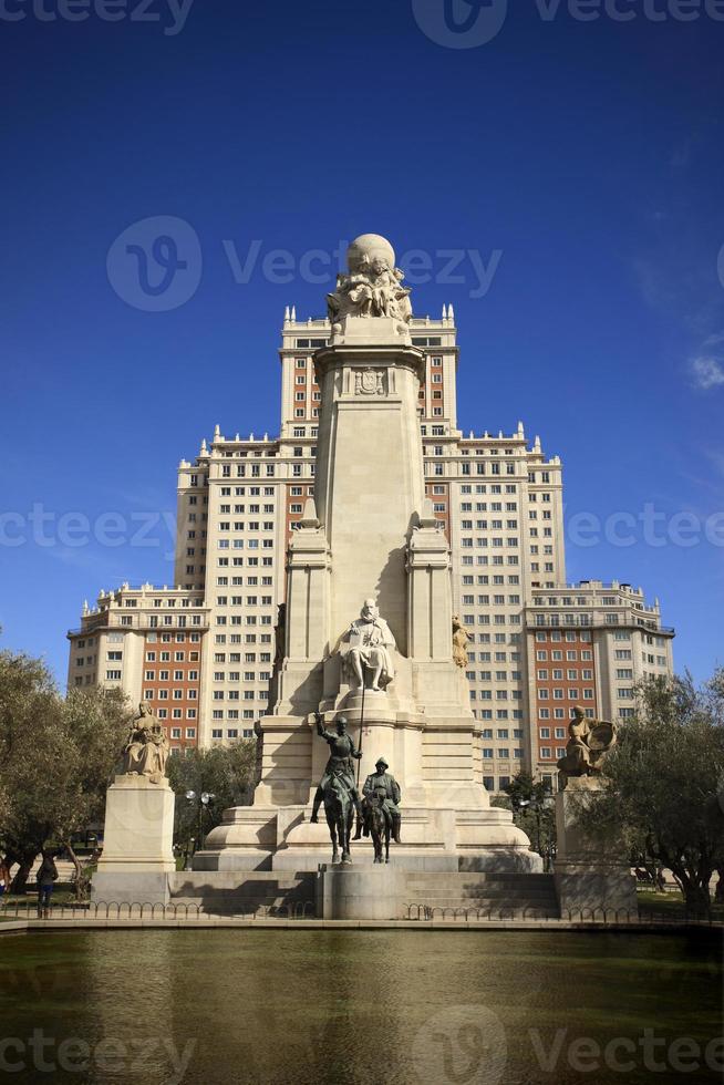 Don-Qujote-Denkmal in Madrid foto