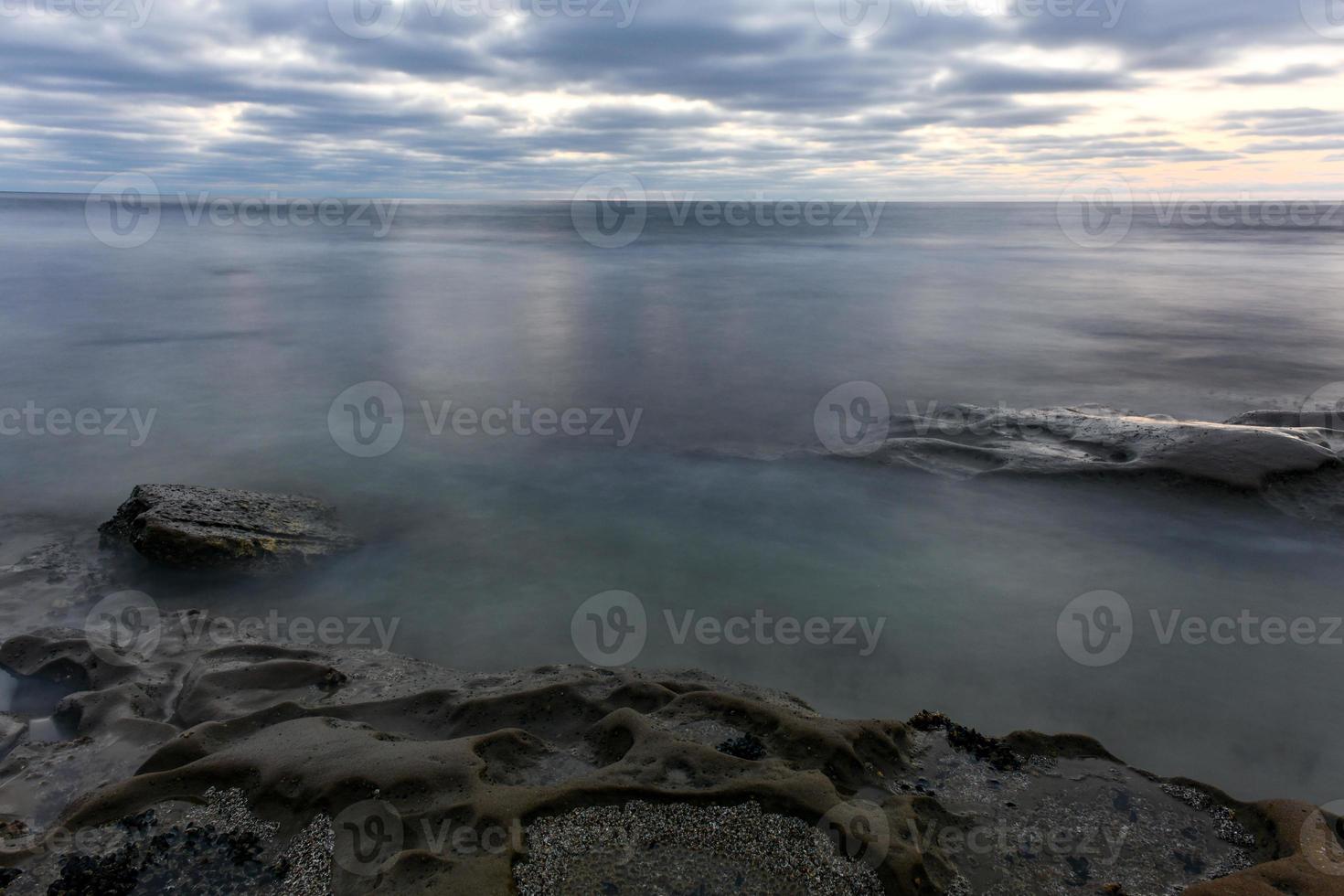 Sonnenuntergang an den Gezeitenpools in La Jolla, San Diego, Kalifornien. foto