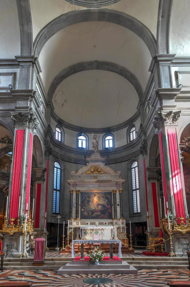 venedig, italien - 20. märz 2018 - chiesa di san salvatore alias san salvador interior foto