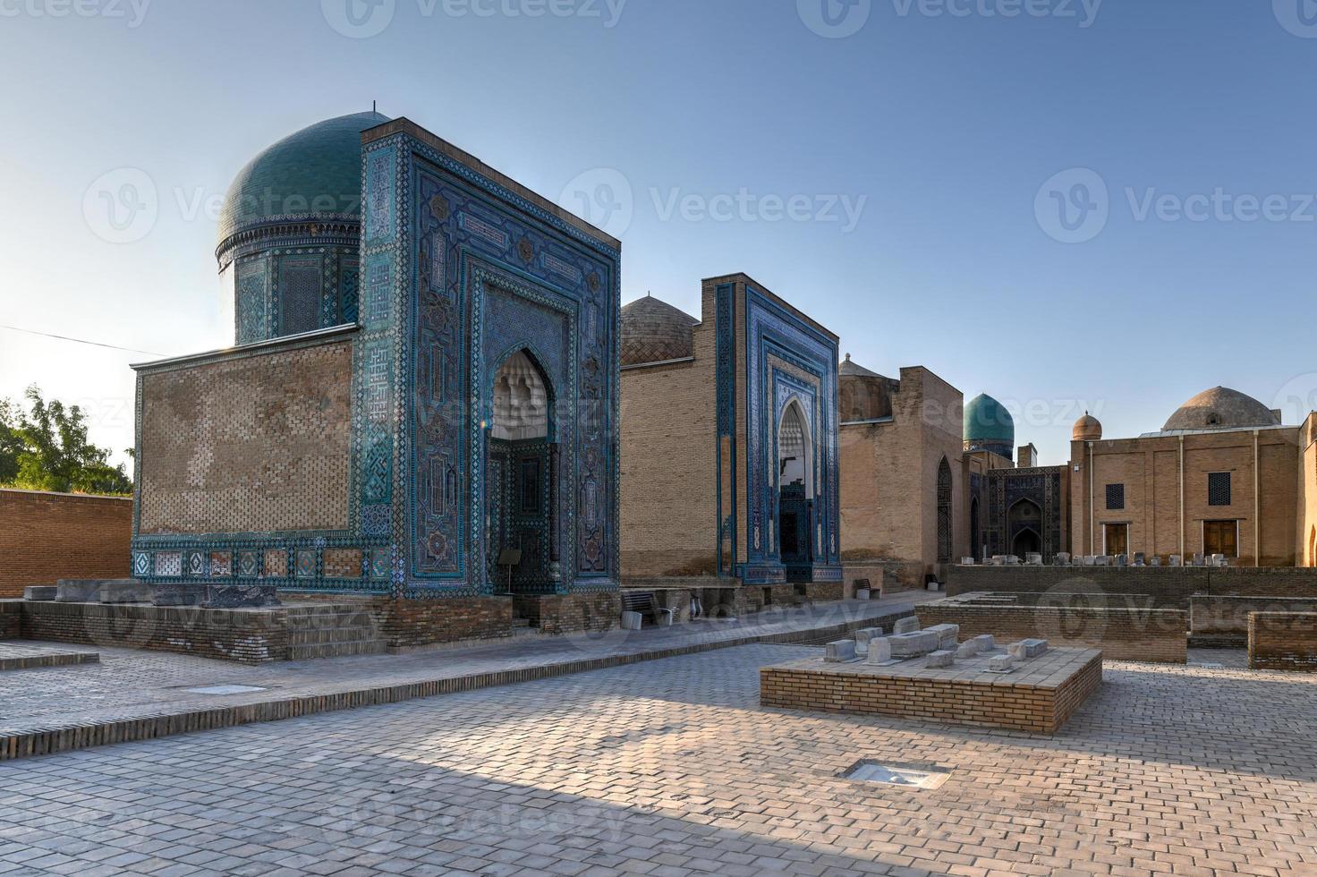 shah-i-zinda oder shohizinda, eine nekropole in samarkand, usbekistan. foto