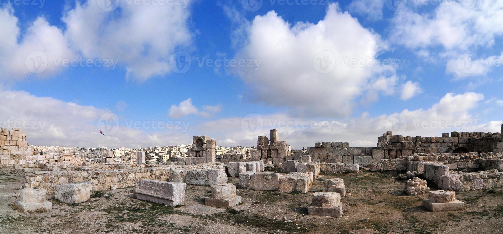 Römische Ruinen der Zitadelle - Amman, Jordanien foto