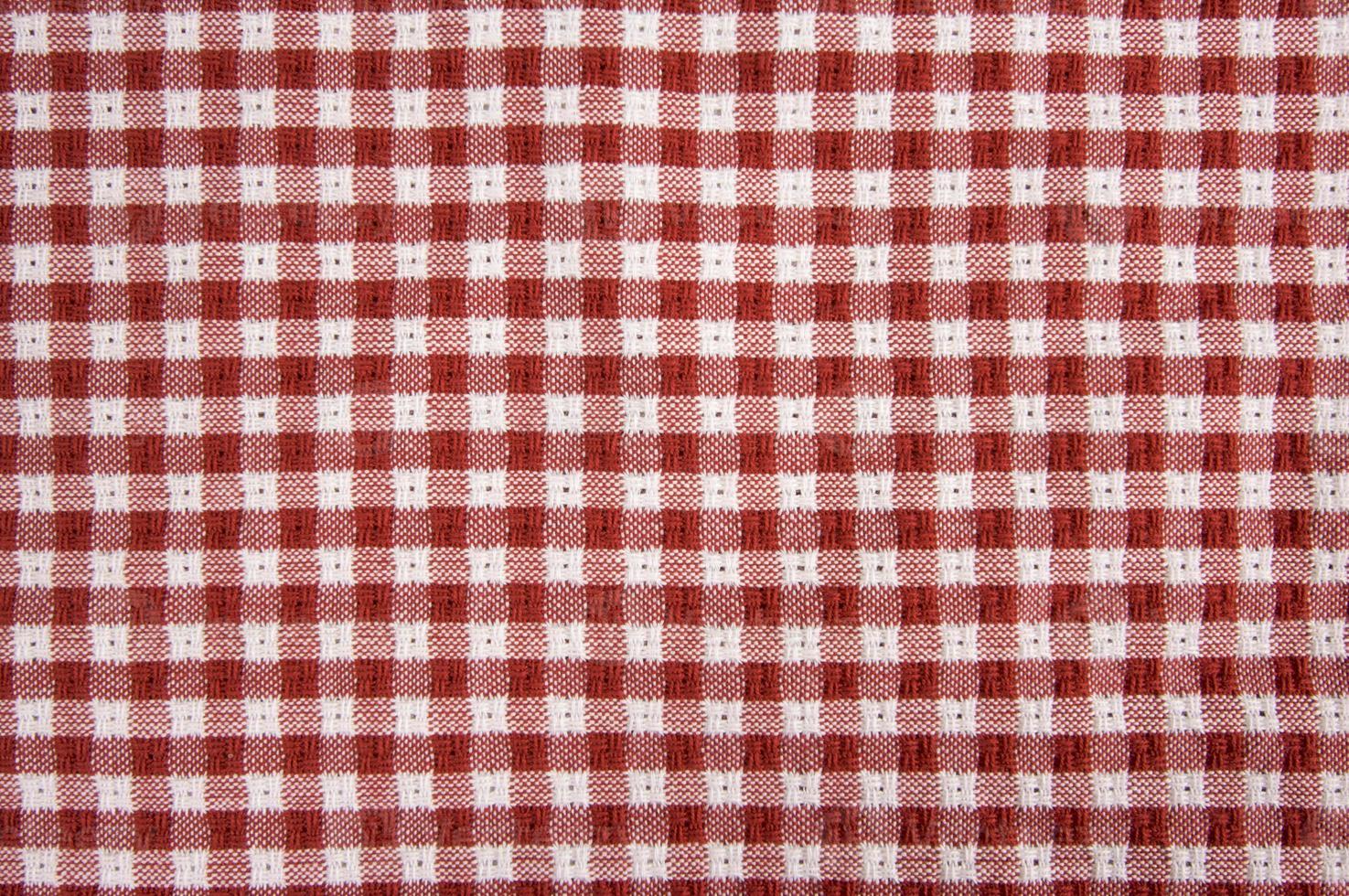 rot-weiße Picknickdecke foto