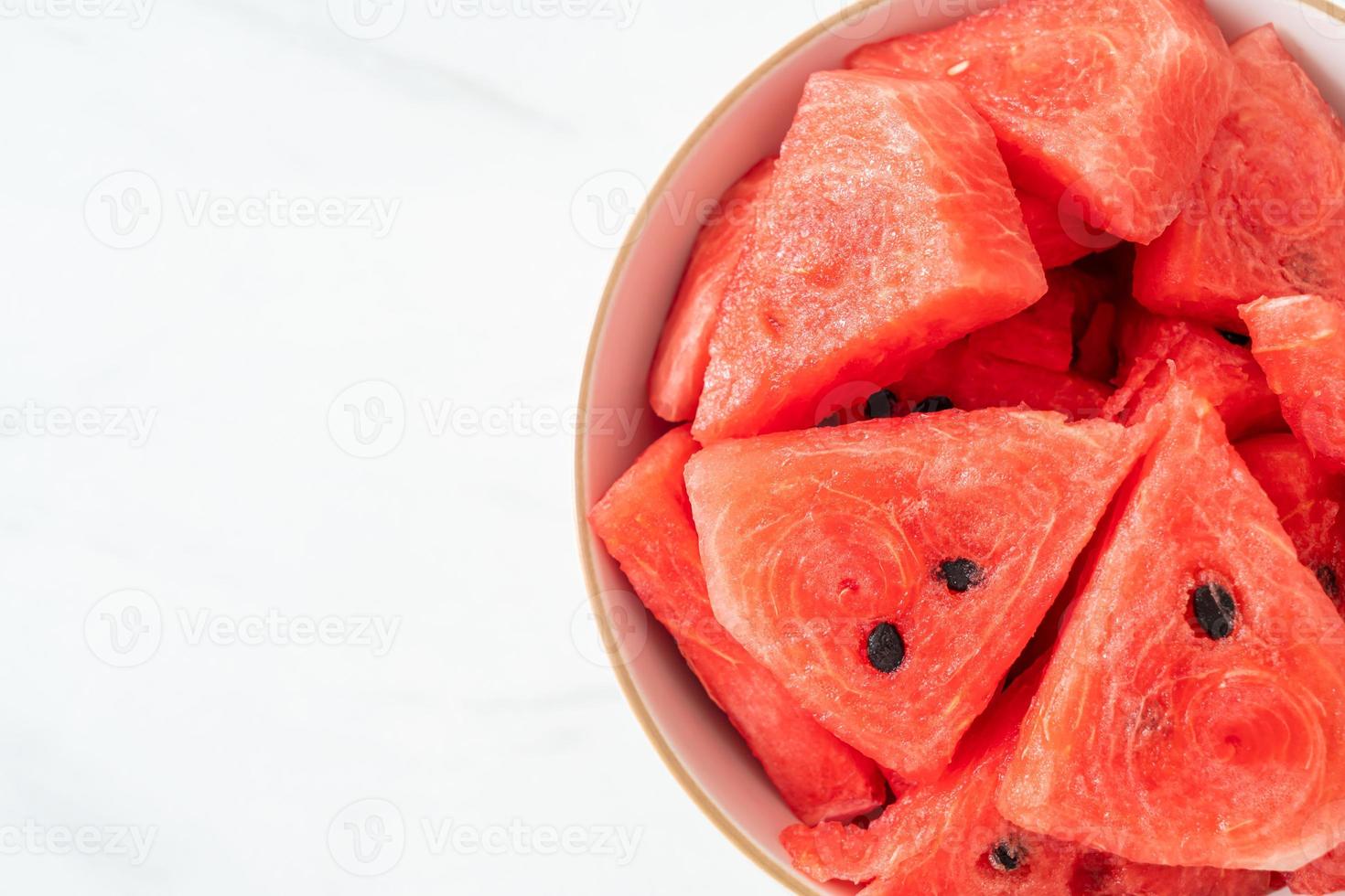 frische Wassermelone in Scheiben geschnitten foto
