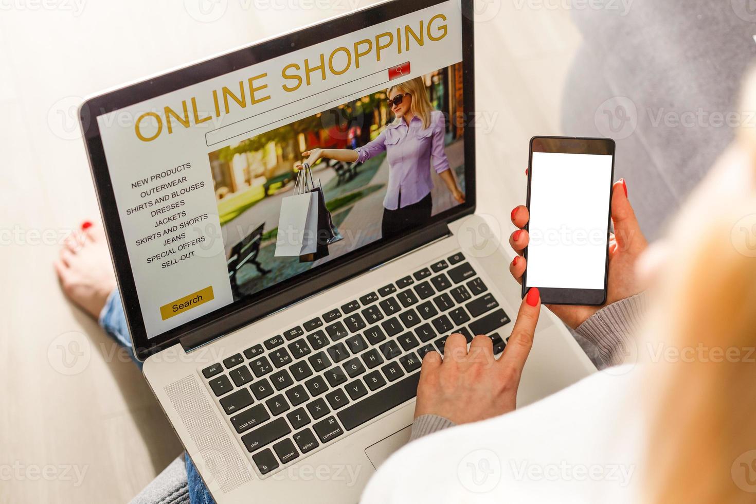 Online-Shopping-Mädchen foto