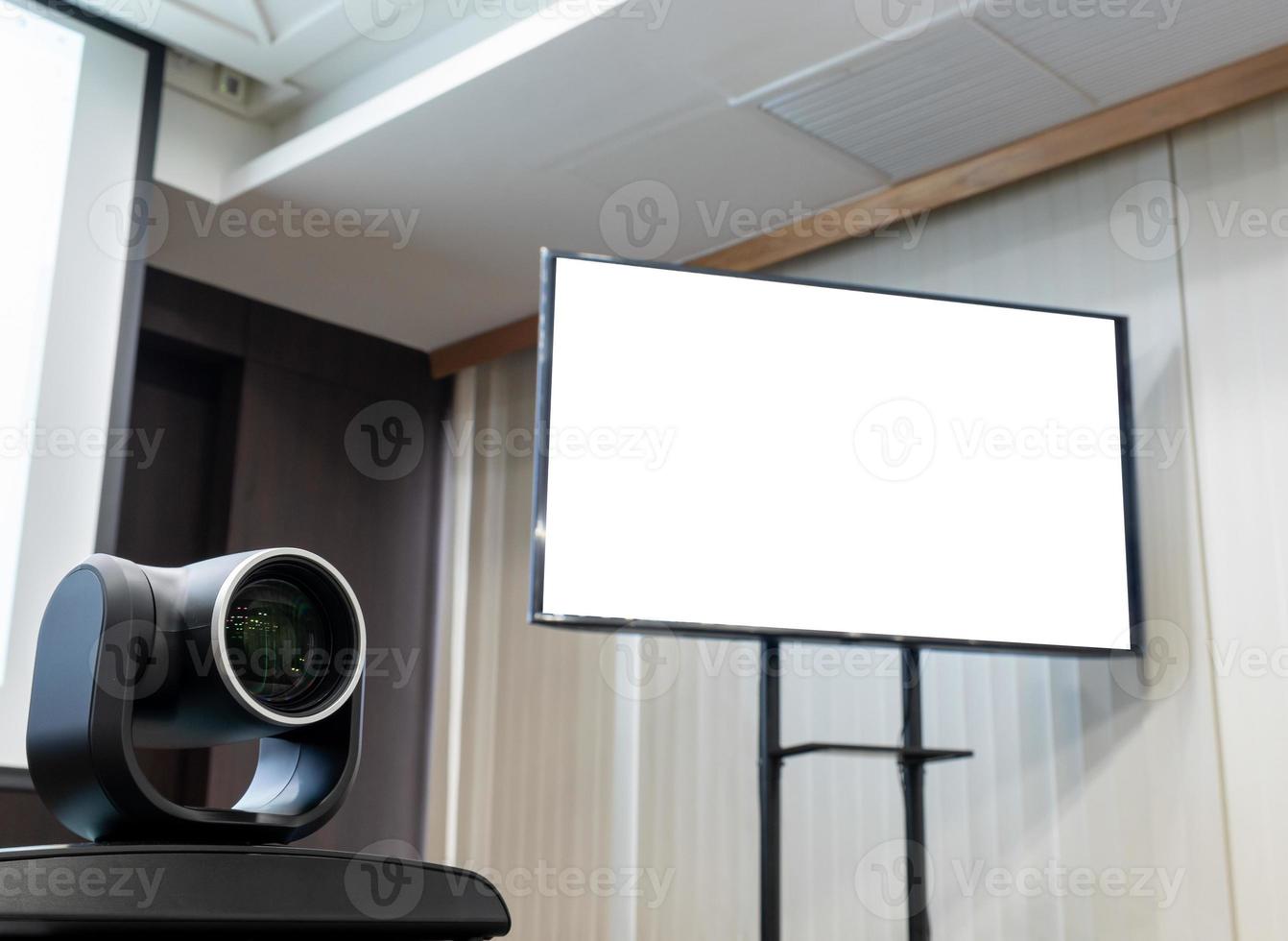 nahaufnahme kamera videokonferenzen mit fernseher foto