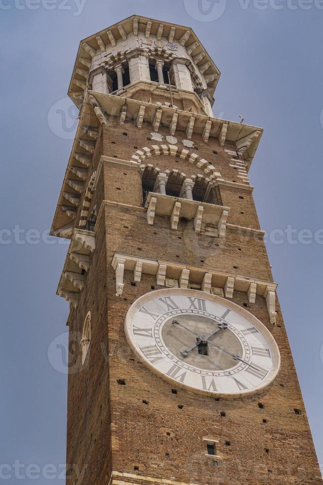 Torre dei Lamberti in Verona, Italien foto