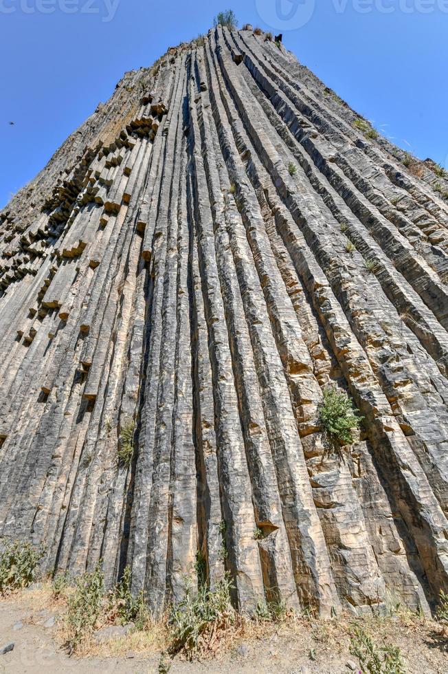 einzigartiges geologisches wunder symphonie der steine bei garni, armenien foto