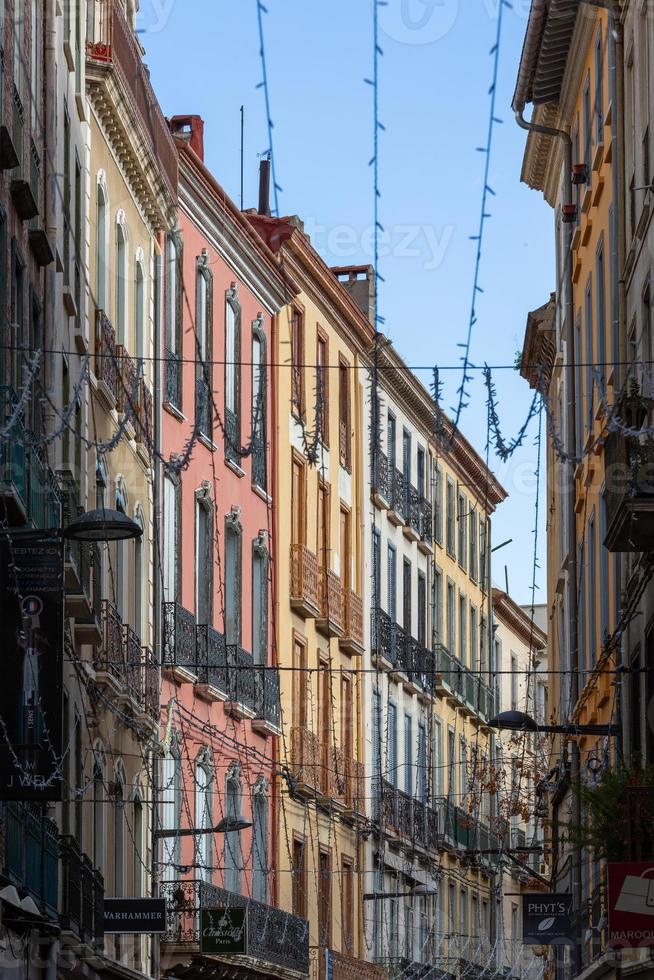 Ansichten aus einer kleinen Stadt in Südfrankreich foto