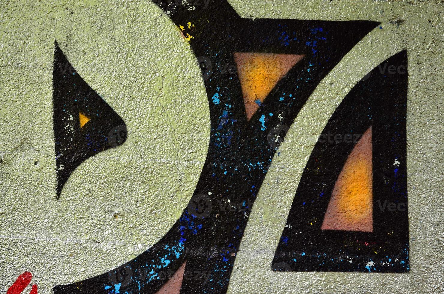 Kunst unter der Erde. schöner Streetart-Graffiti-Stil. die wand ist mit abstrakten zeichnungen hausfarbe geschmückt. moderne ikonische urbane Kultur der Straßenjugend. abstraktes stilvolles Bild an der Wand foto