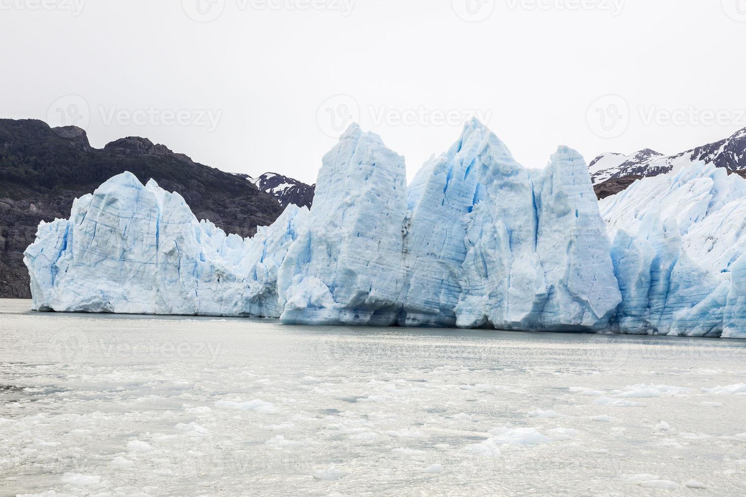 bild von gletschergrau im nationalpark torres del paine in patagonoa foto