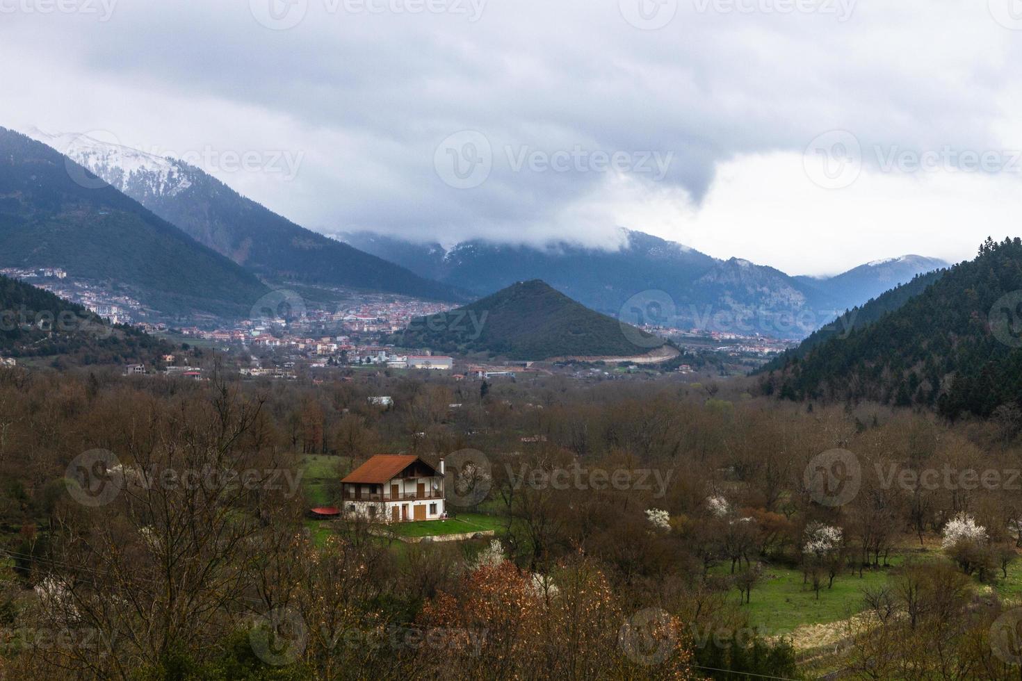 Landschaften aus dem Naturpark Tzoumerka foto