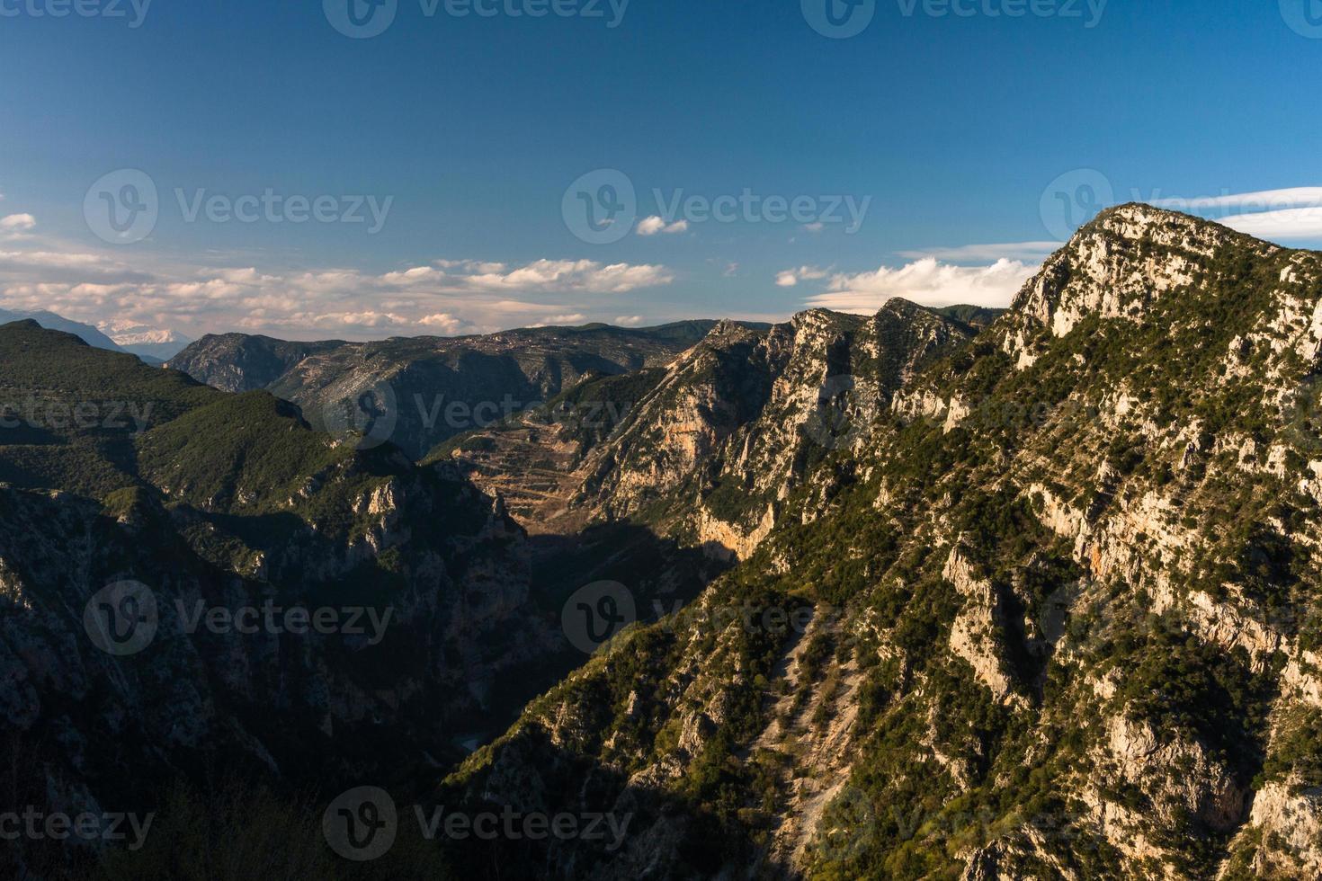 Landschaften aus dem Naturpark Tzoumerka foto