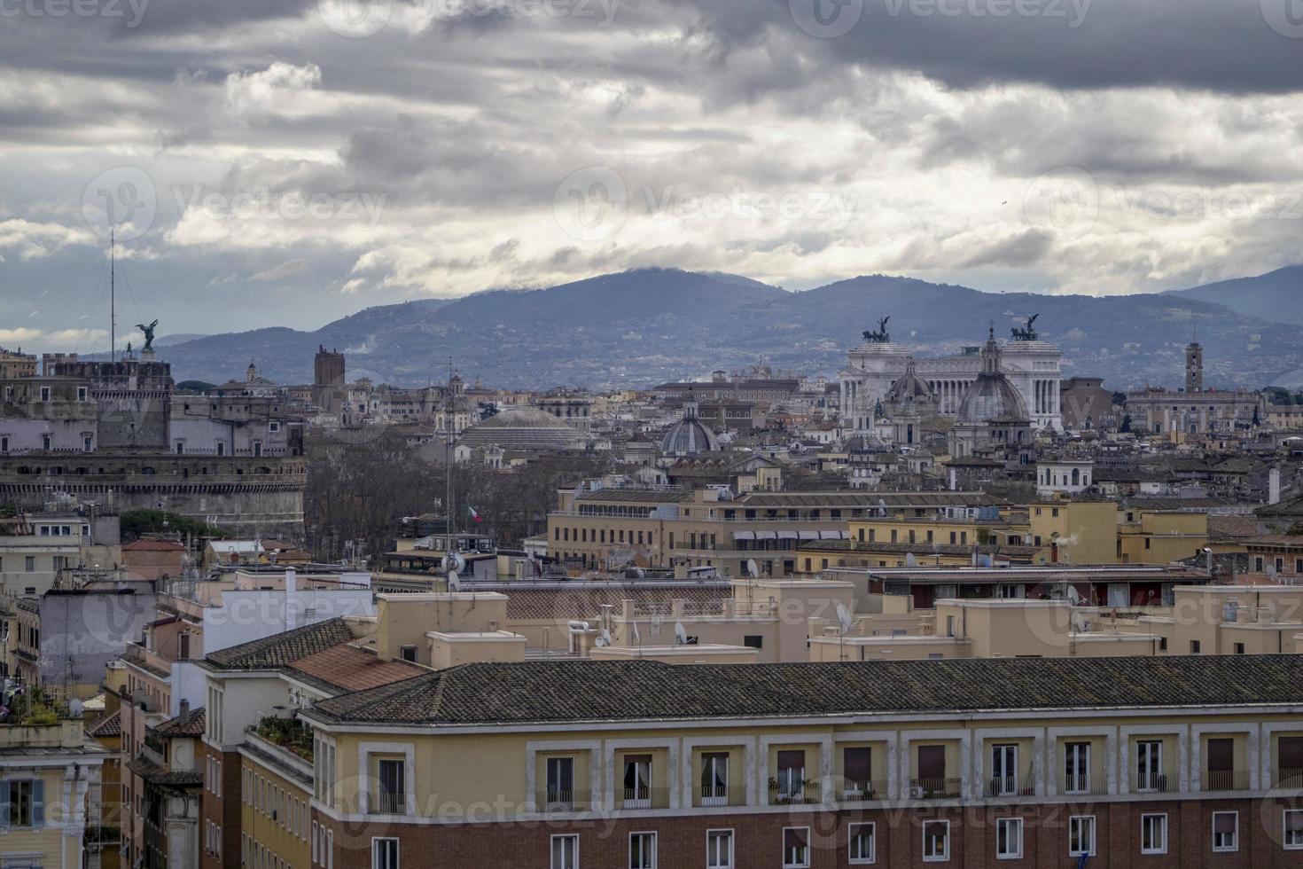 Luftpanorama von Rom von der Terrasse des Vatikanischen Museums foto