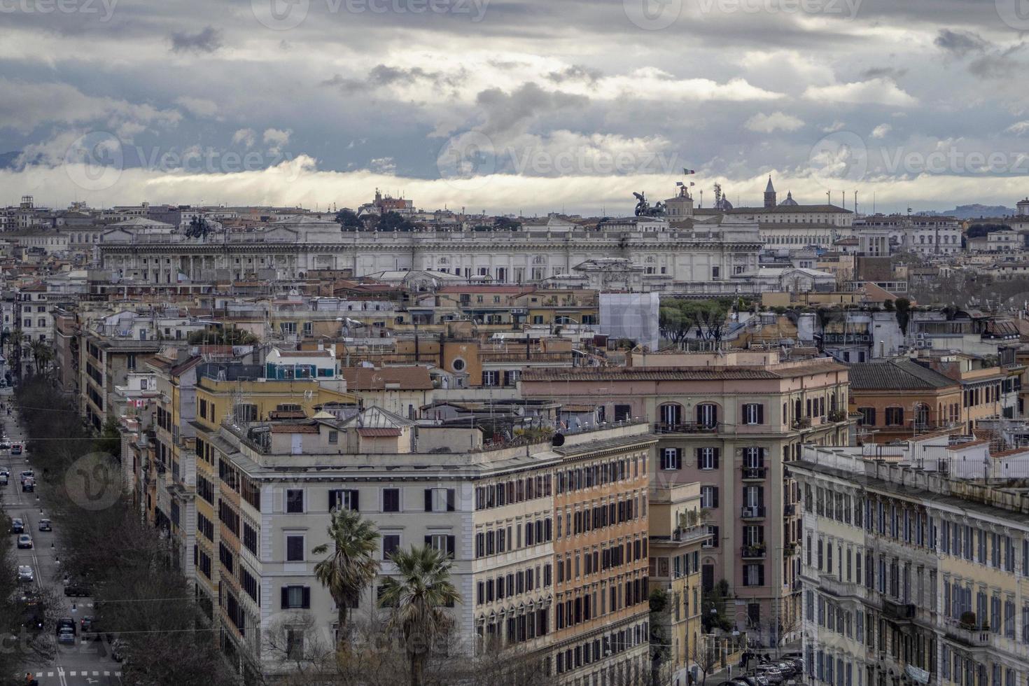 Luftpanorama von Rom von der Terrasse des Vatikanischen Museums foto