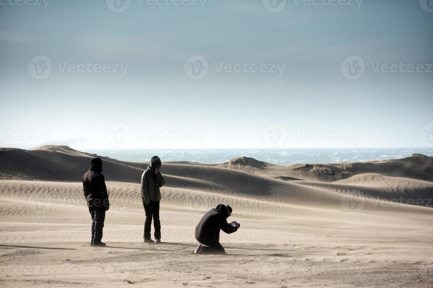 Wüstenstrand Sanddünen an windigen Tagen foto