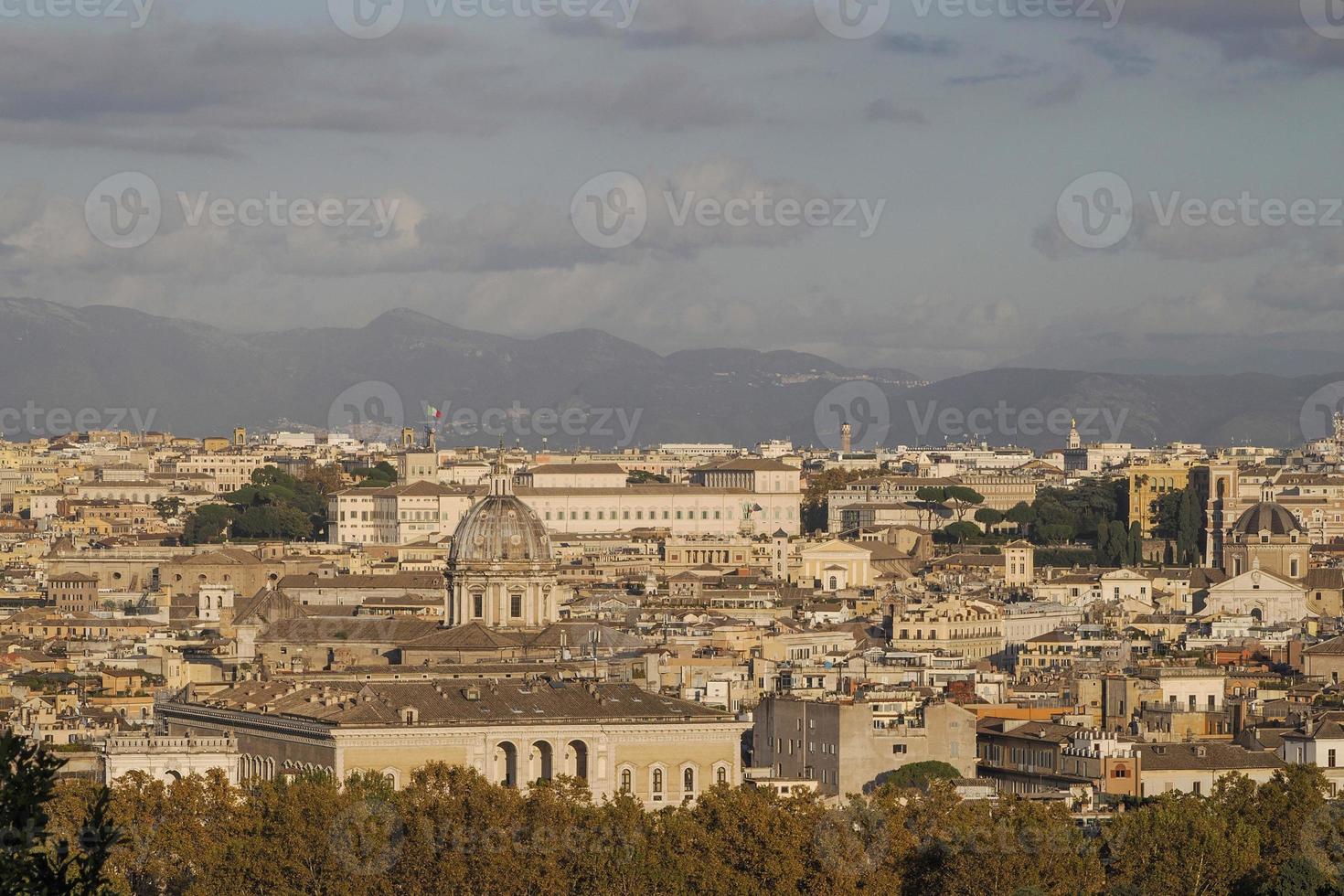 Rom-Panorama bei Sonnenuntergang von Gianicolo foto