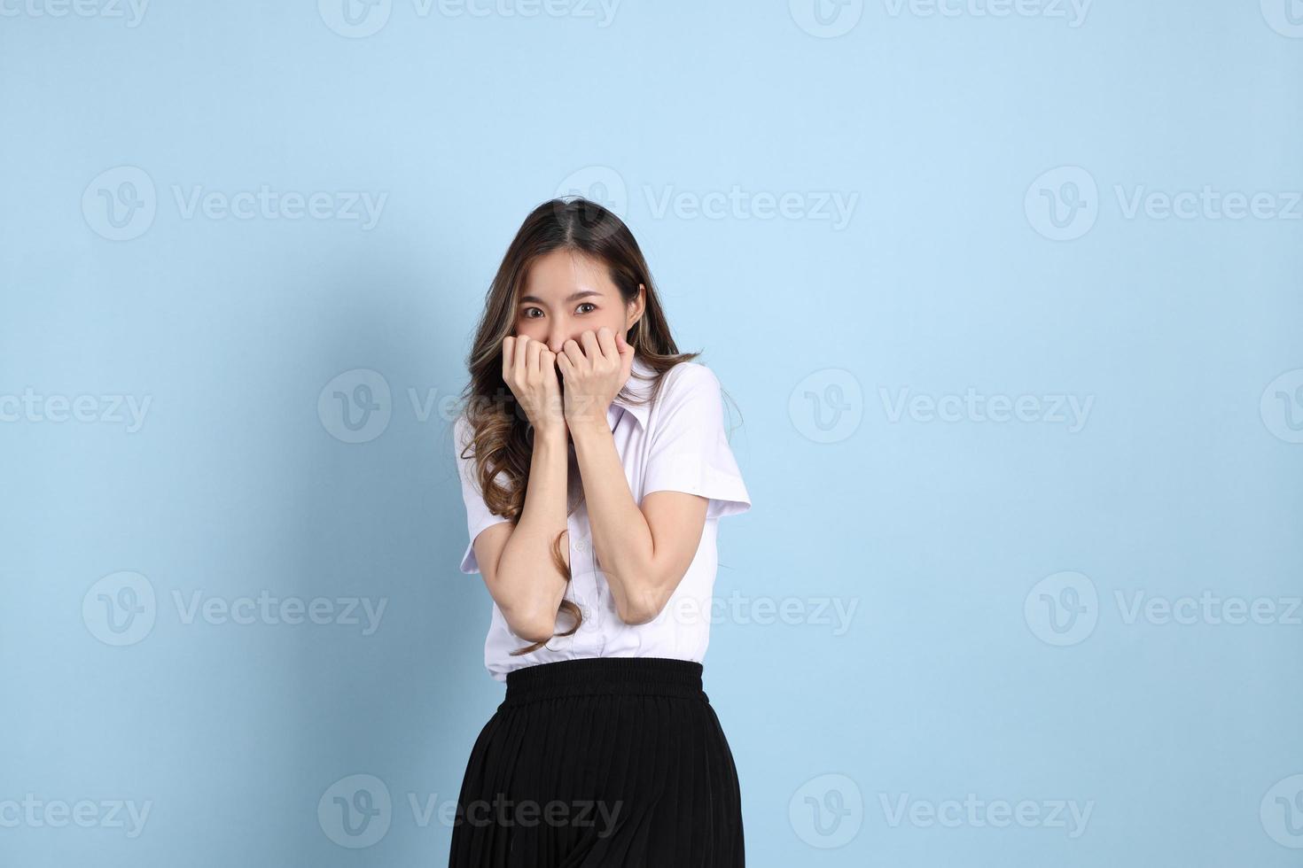 Mädchen in Studentenuniform foto