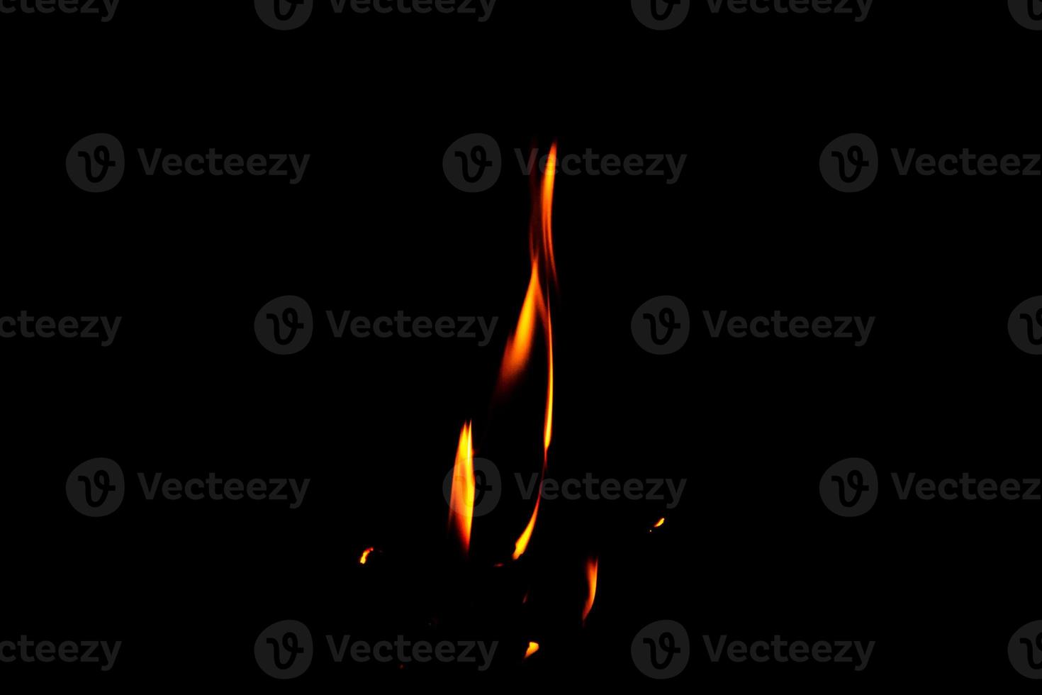 Feuer Flamme Textur. Brennmaterial Hintergrund. Brenneffektmuster. Flammen- und Fackeltapete. Hitze und Dunst Kulisse. foto