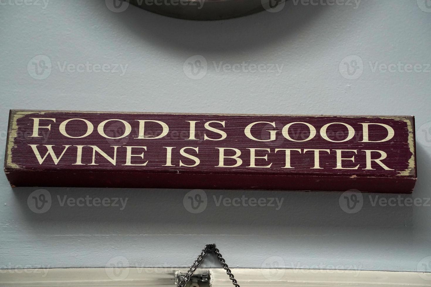 Essen ist gut, Wein ist ein besseres Zeichen foto