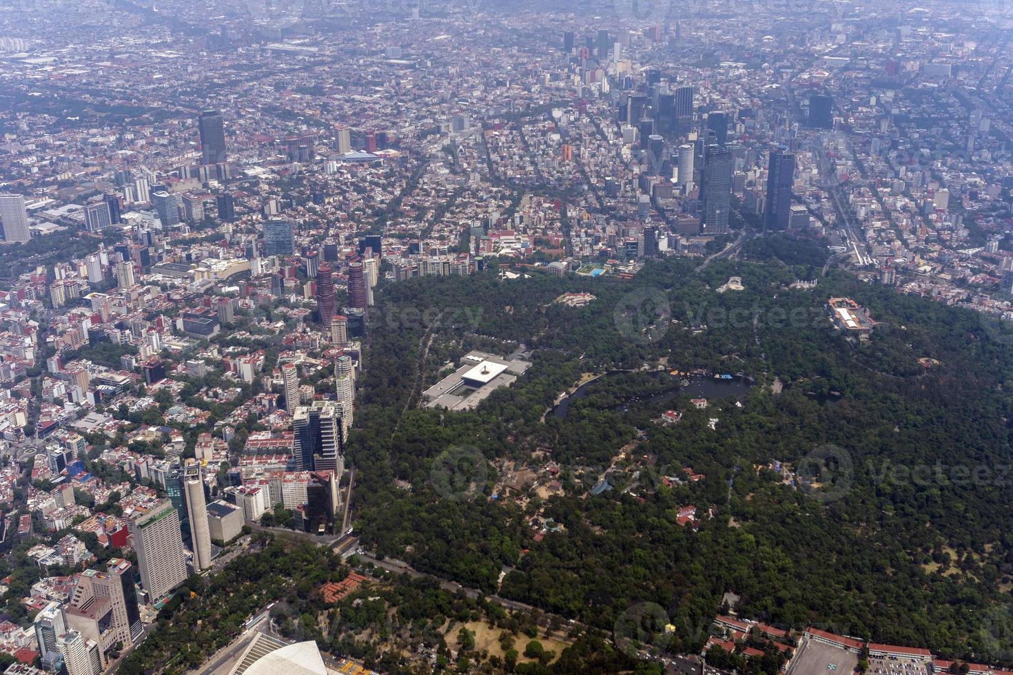 mexiko stadtpark und stadtluftbildpanorama foto