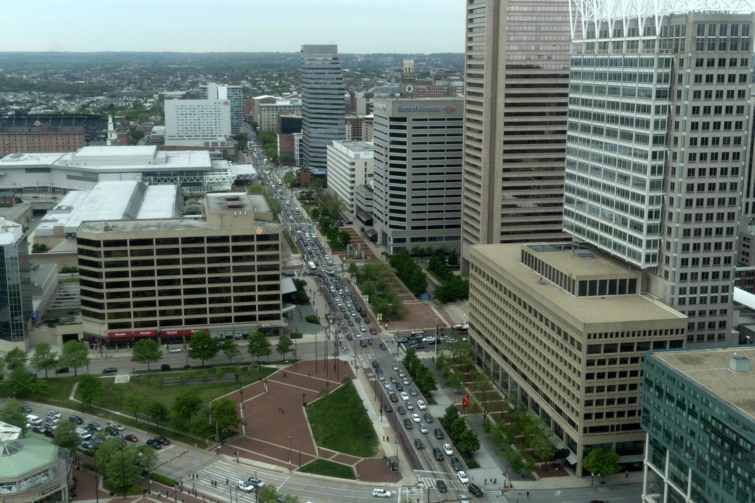 baltimore, usa - 25. april 2019 - stau in der stadt in der hauptverkehrszeit foto