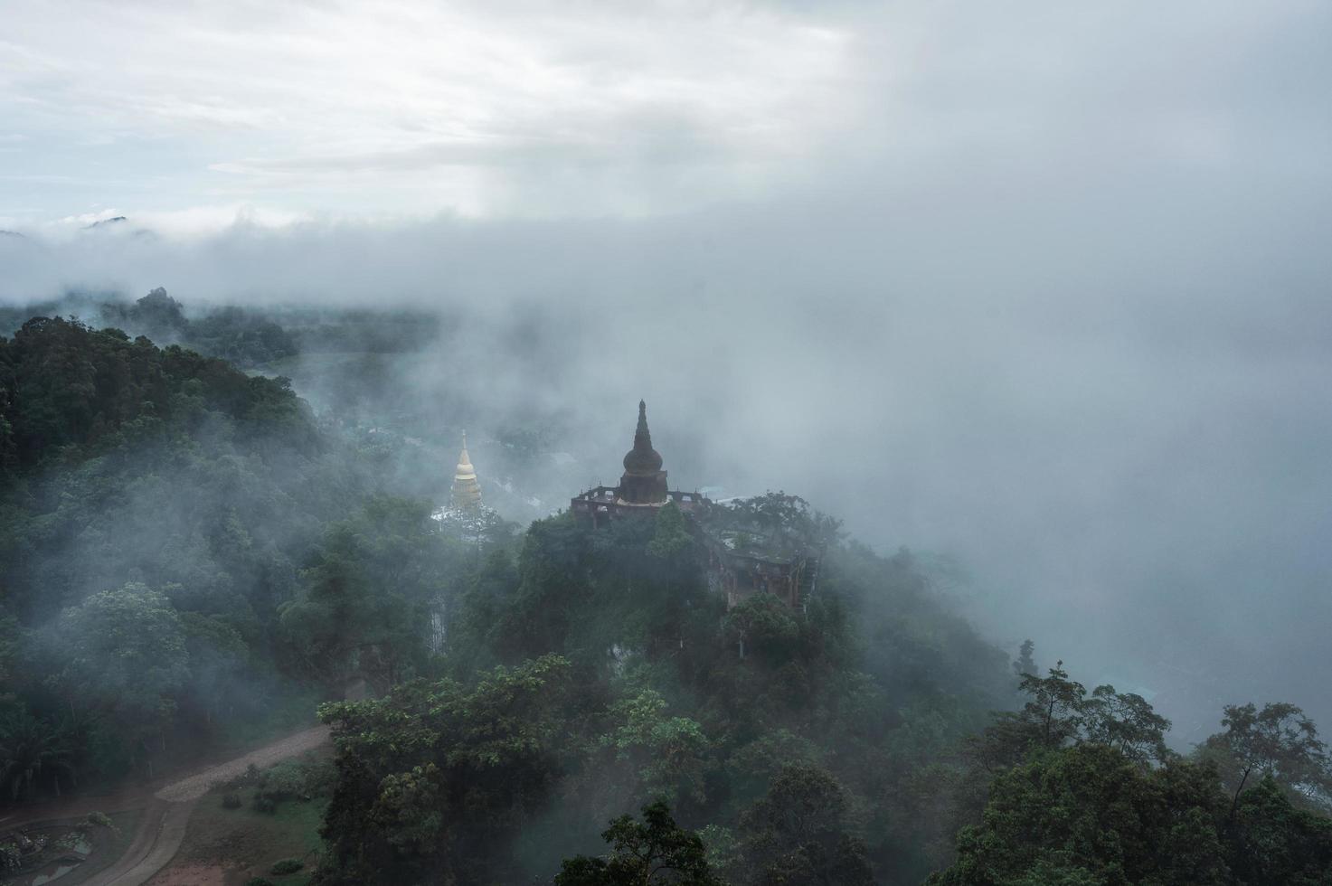 khao na nai luang dharma park foto