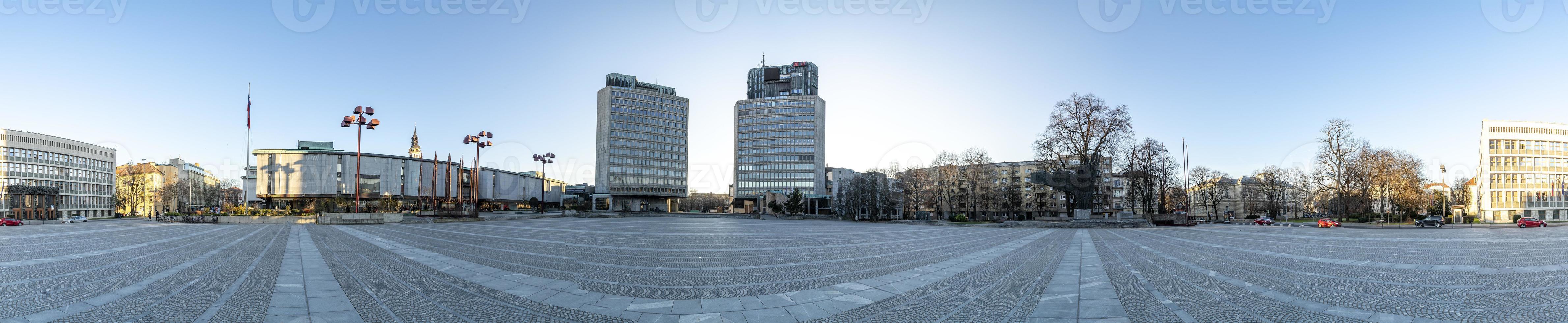 ljubljana parlamentsgebäude hauptplatz panoram foto