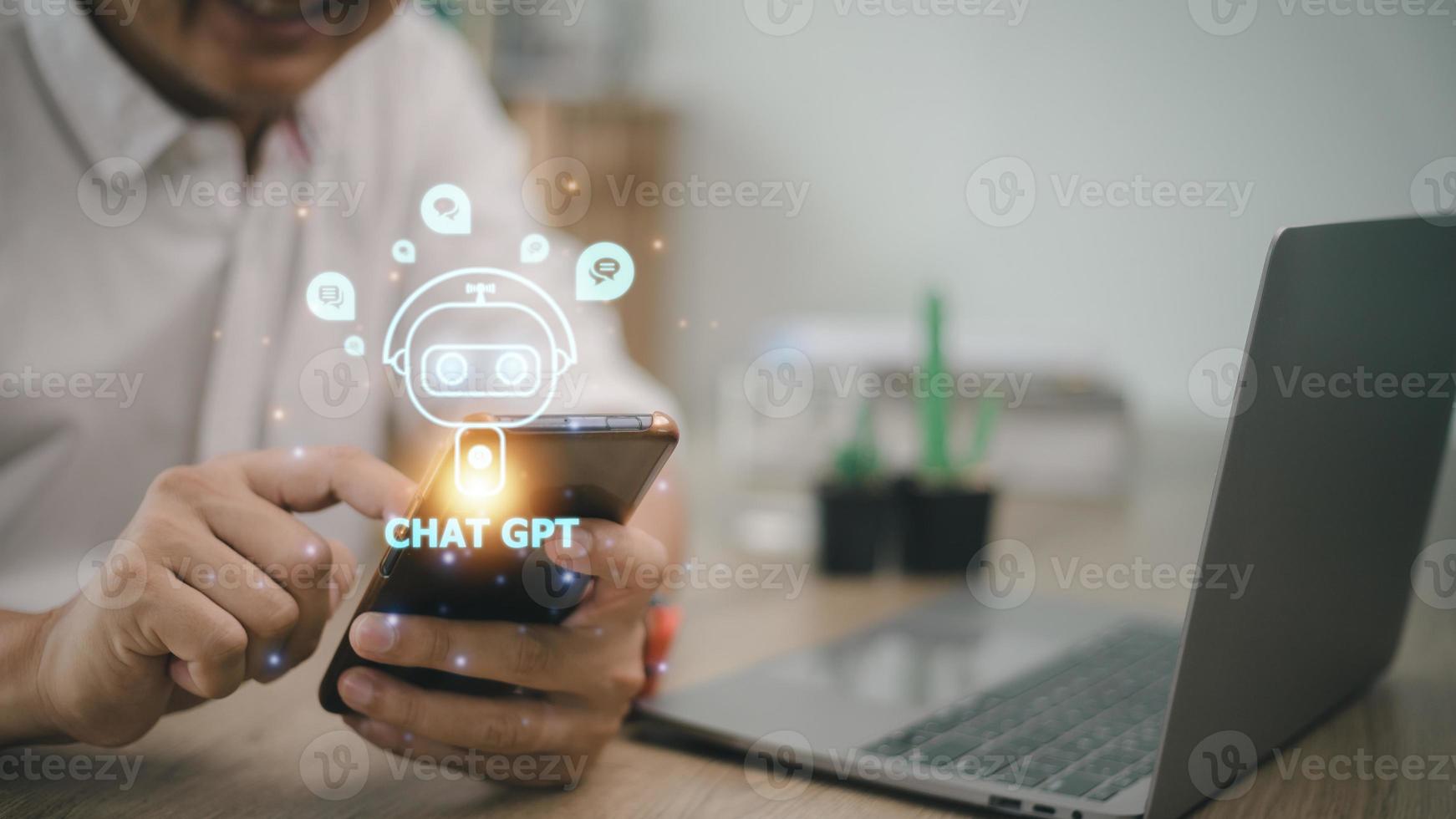 digitaler chatbot, chat gpt, roboteranwendung, konversationsassistent, ai-konzept für künstliche intelligenz. mann, der mobiles smartphone verwendet, mit digitalem chatbot auf virtuellem bildschirm foto