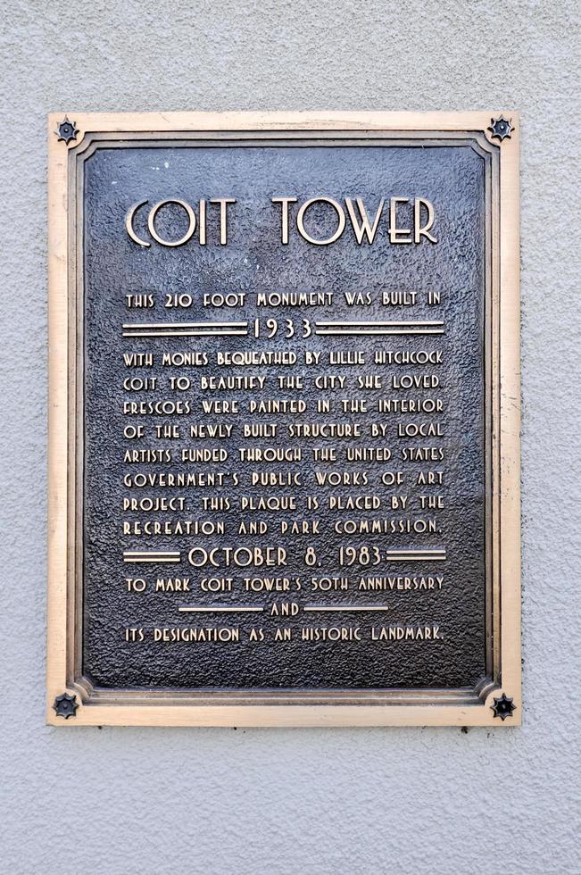 Das Zeichen für den Coit Tower, auch bekannt als Lillian Coit Memorial Tower, ist ein Turm im Viertel Telegraph Hill in San Francisco, Kalifornien foto