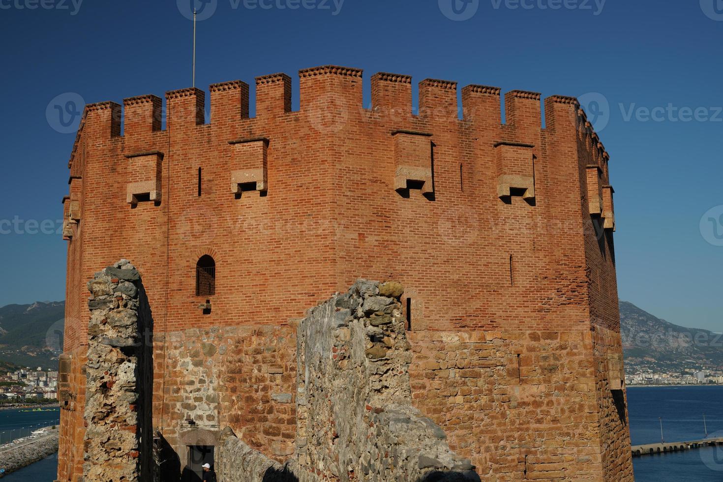 Roter Turm in der Stadt Alanya, Antalya, Türkei foto