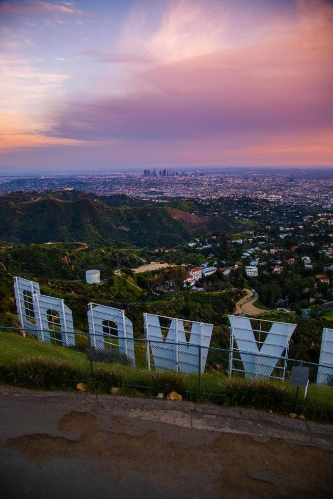 Rückseite des Hollywood-Zeichens foto