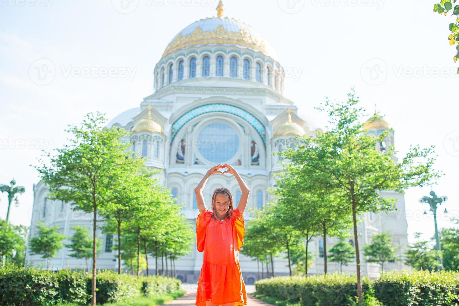 Marinekathedrale Sankt Nikolaus in Kronstadt bei Sankt Petersburg foto