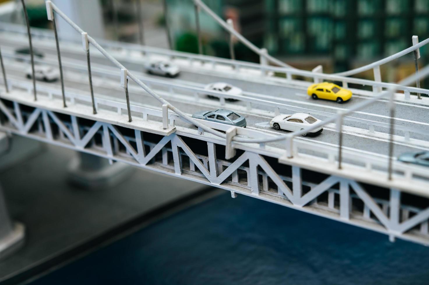Miniatur-Tilt-Shift-Stadtbrücke foto