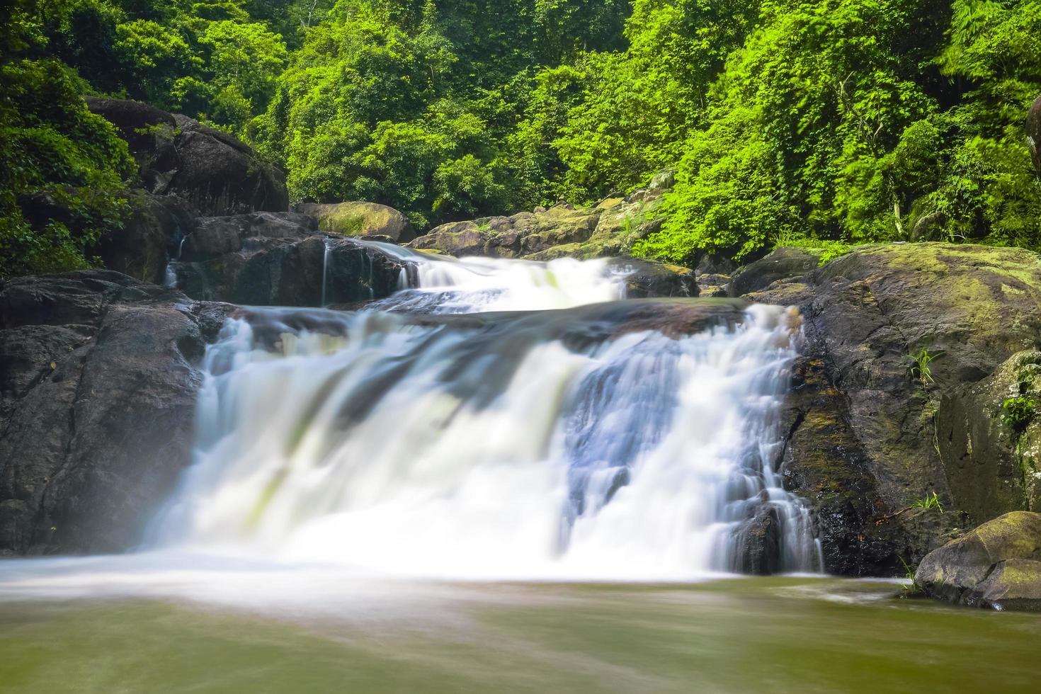 Nang Rong Wasserfall in Thailand foto