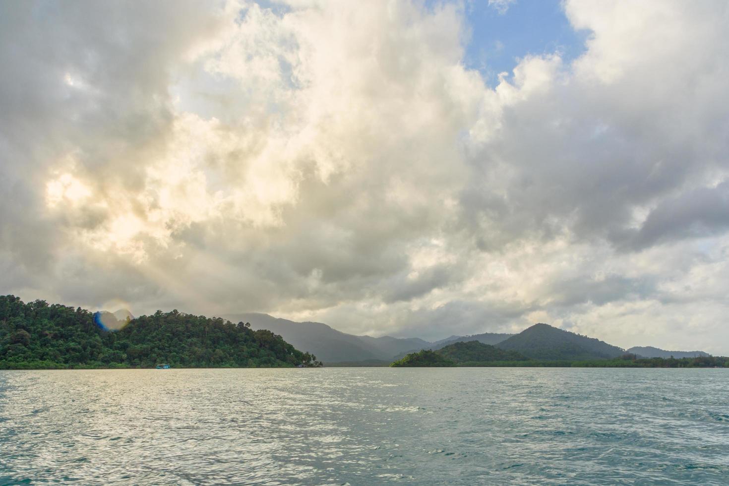 das meer bei koh chang, thailand foto